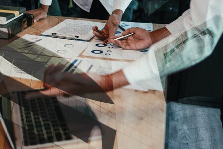 Mastering the Art of Customizing Your Resume for Different Industries in the US Job Market