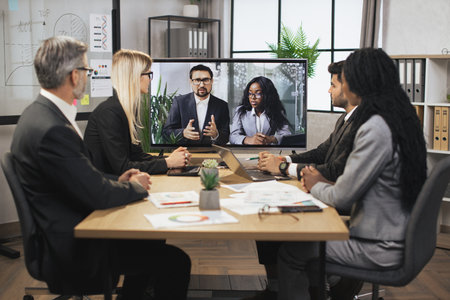 Mastering Difficult Conversations: Strategies for Conflict Resolution in American Workplaces