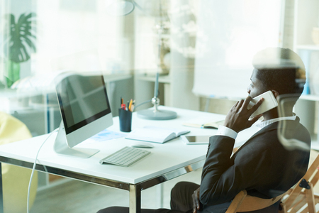 How to Effectively Answer ‘Why Are You Leaving Your Current Job?’ in the American Workplace